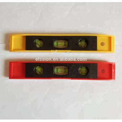 Spirit level with magnet /Construction tool